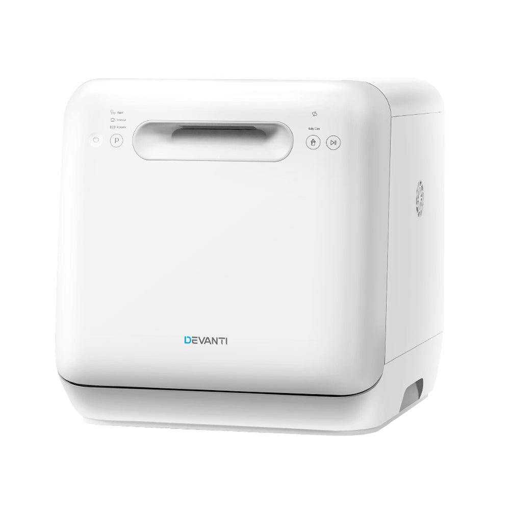 White Devanti dishwasher on a white background