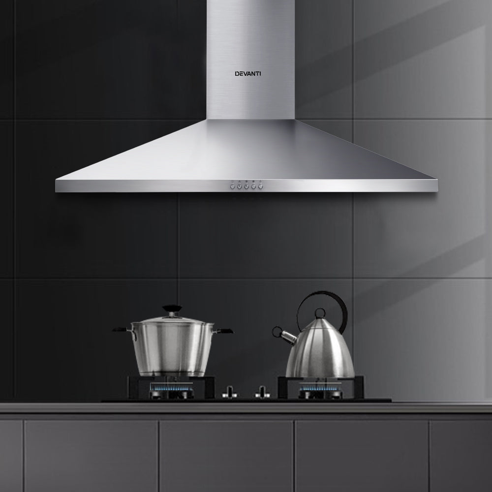 Full kitchen view featuring the Devanti 900mm range hood installed above a cooktop