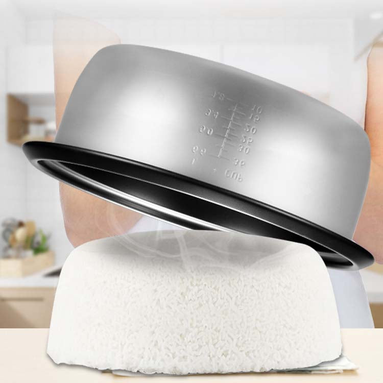 Close-up of thickened heating plate for even rice cooking